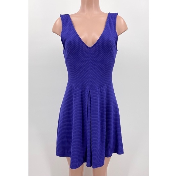 Urban Outfitters Silence + Noise Ribbed Knit Cutout Mini Dress - Picture 1 of 9